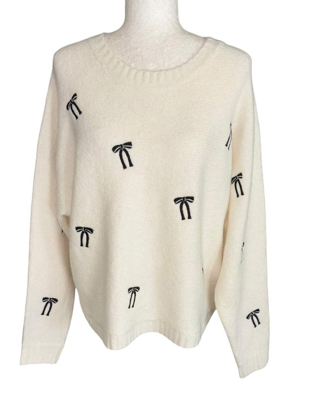 Cynthia Rowley Off White & Black Embroidered Bow Crewneck Sweater - XL